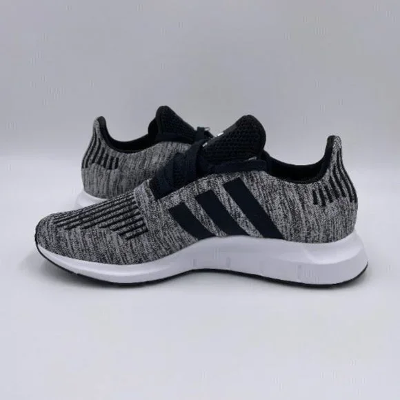 Adidas Swift Run Womens Shoes - Picture 2 of 8